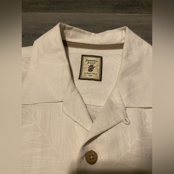 Jamaica Jaxx Button Up Short Sleeve Shirt - Picture 5 of 6